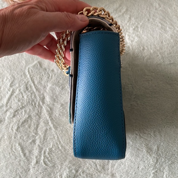 High end Italian cross body bag by Pollini. Brand new no tags in a dust bag. - Picture 5 of 6